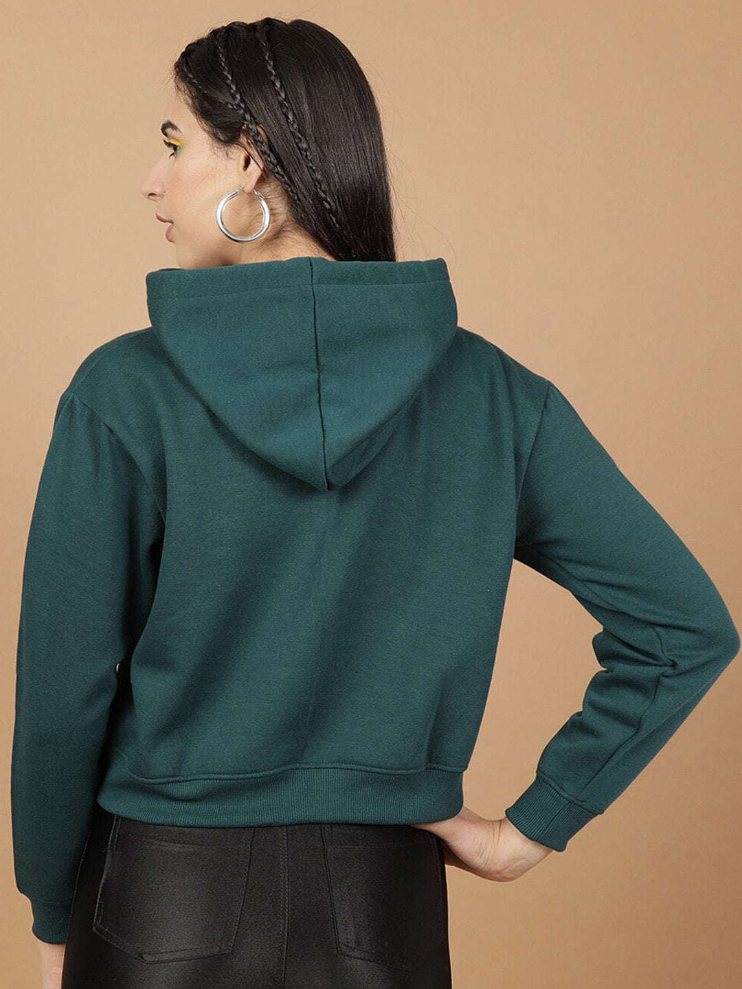 Shop Women's Solid Regular Fit Sweatshirt Online.