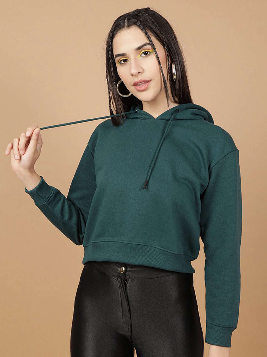 Shop Women's Solid Regular Fit Sweatshirt Online.