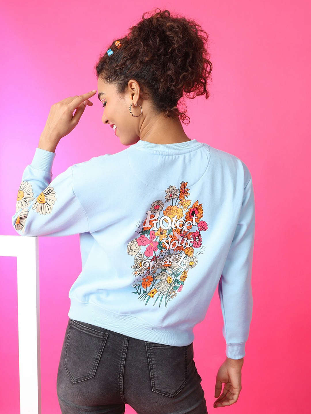 Shop Women's Back Printed Regular Fit Sweatshirt Online.