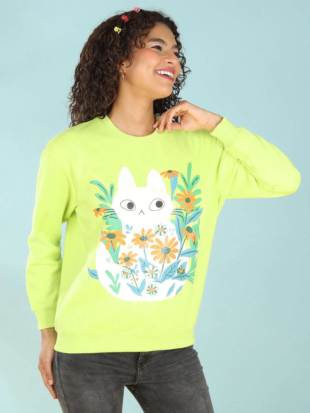 Shop Women's Printed Regular Fit Sweatshirt Online.