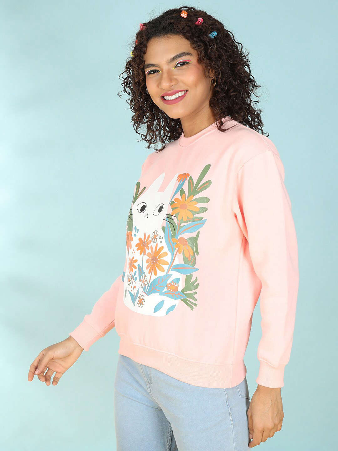 Shop Women's Printed Regular Fit Sweatshirt Online.