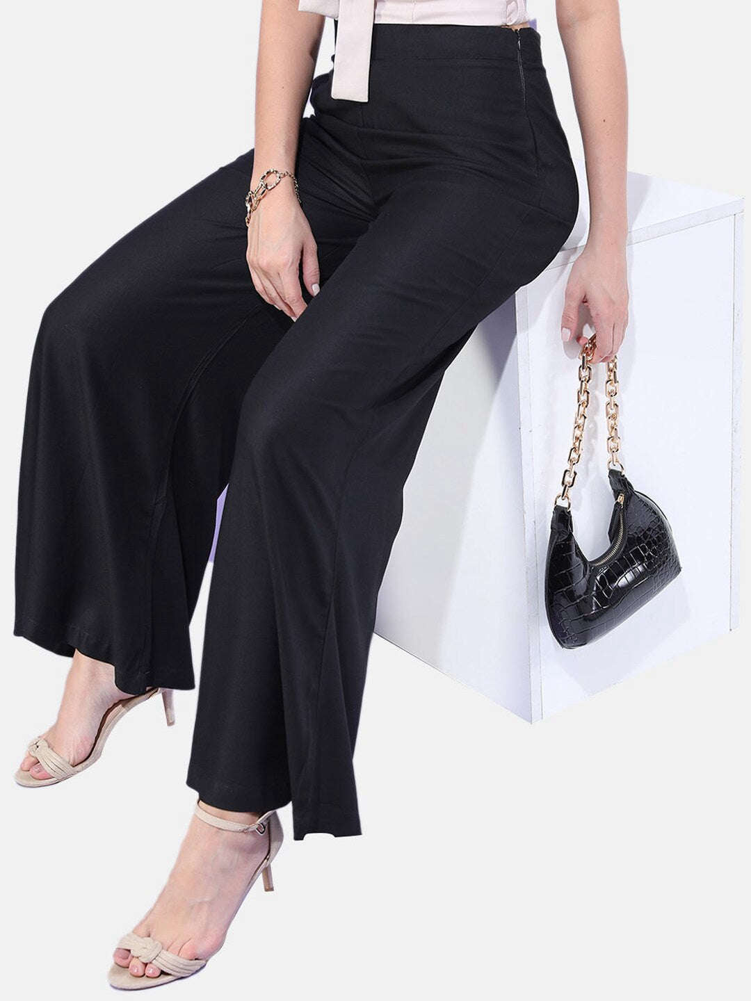 Shop Women Solid Wide Leg Pant Online.