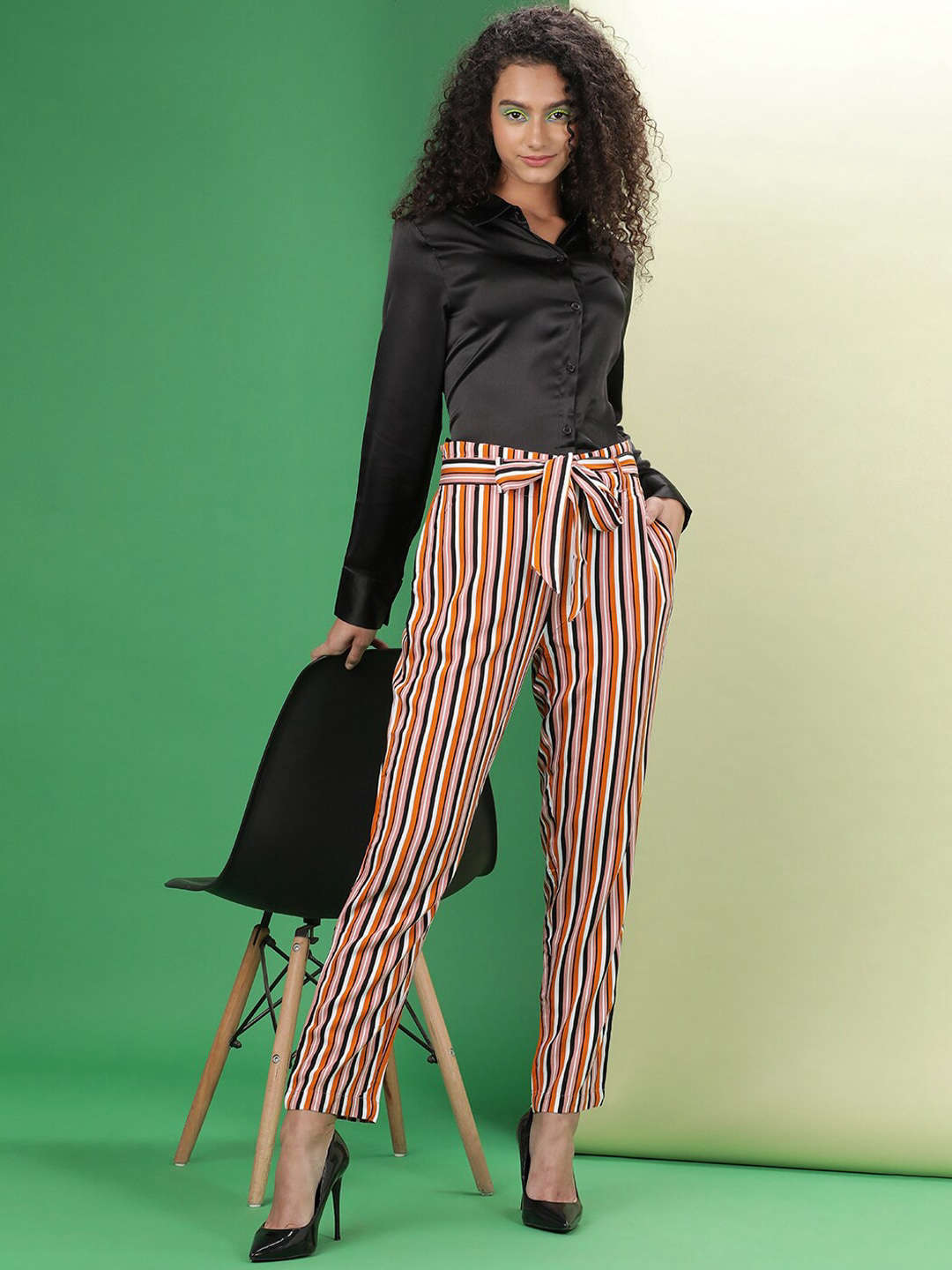 Shop Women Striped Tapered Pant Online.