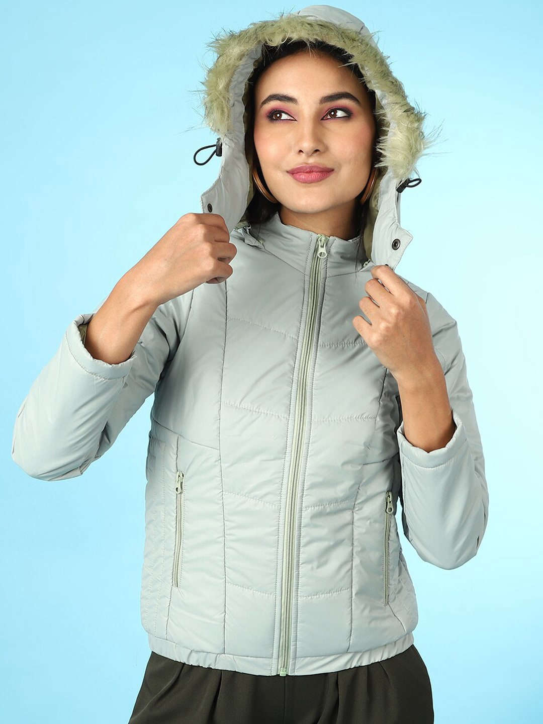 Shop Women Quilted Hooded Jacket With Faux Fur Online.