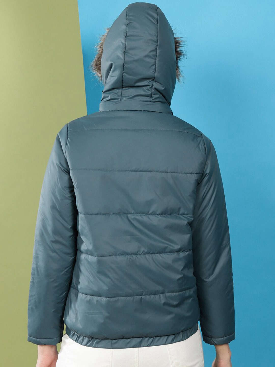 Shop Women Quilted Hooded Jacket With Faux Fur Online.