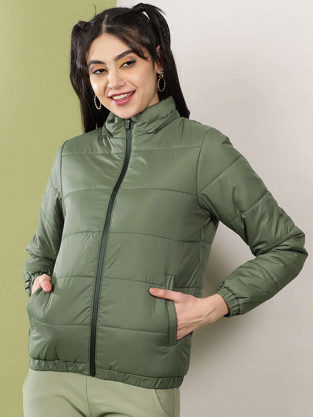 Shop Women Detachable Hood Puffer Jacket Online.