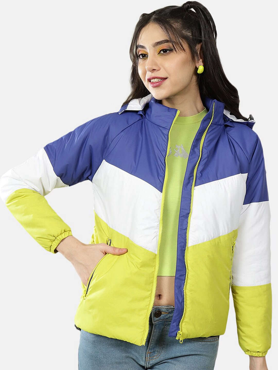 Shop Women Colorblock Detachable Hood Jacket Online.