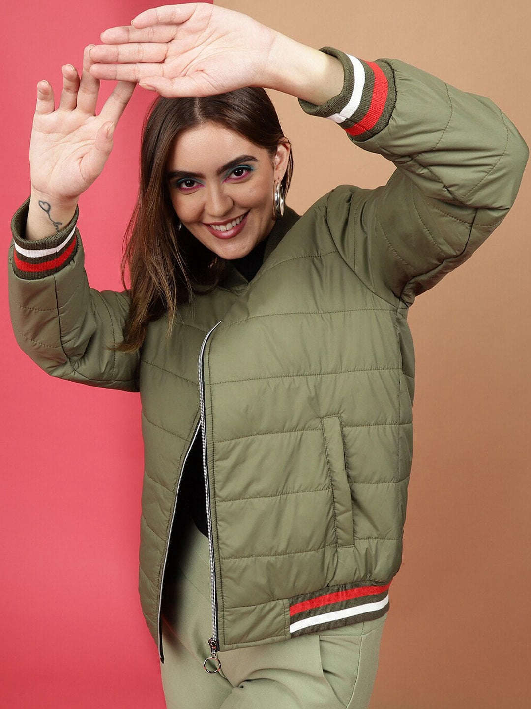 Shop Women Puffer Jacket With Rib Online.