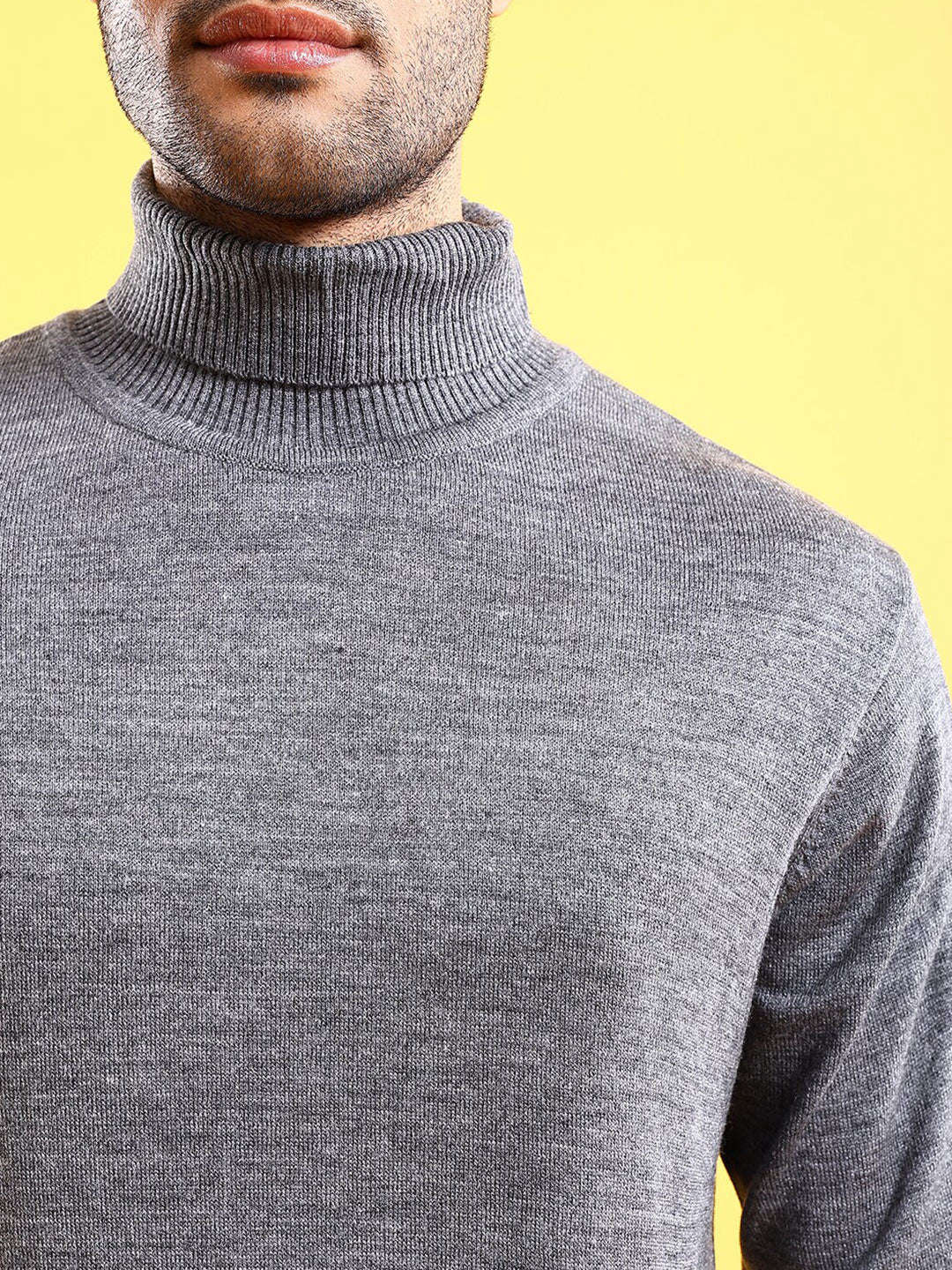 Shop Men's Solid Regular Fit Sweater Online.