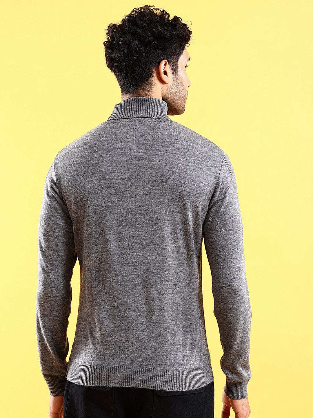 Shop Men's Solid Regular Fit Sweater Online.