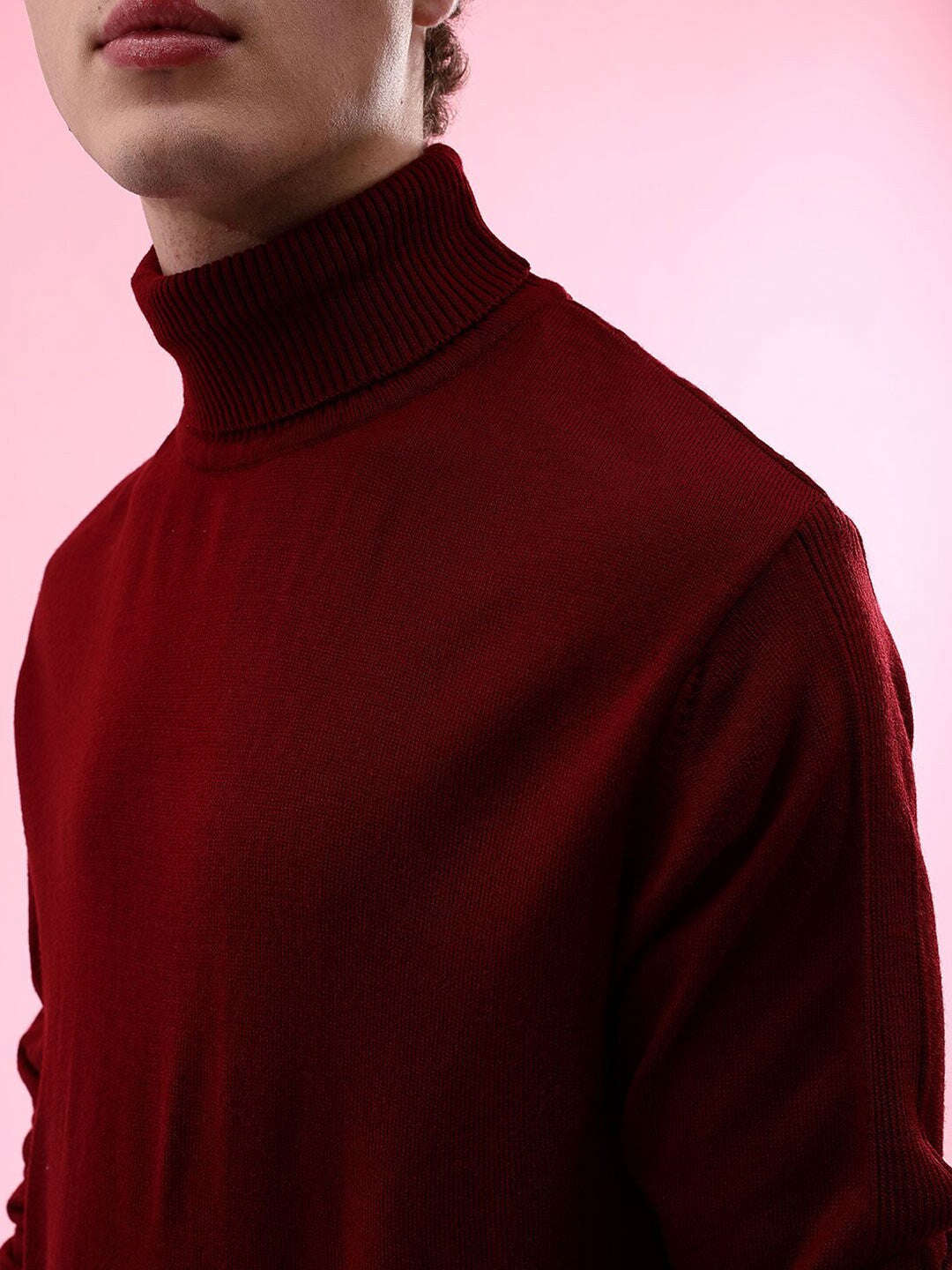 Shop Men's Solid Regular Fit Sweater Online.