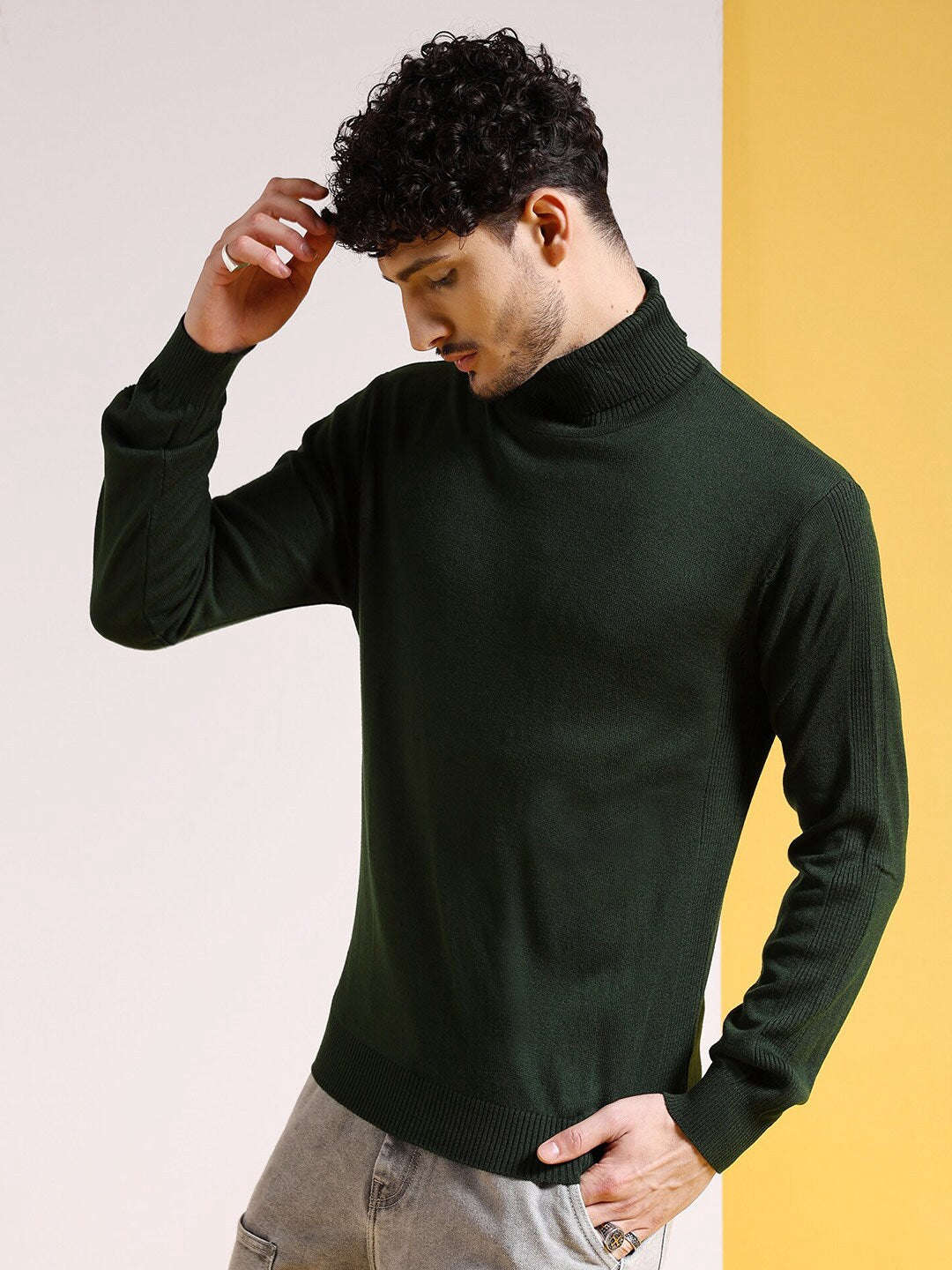 Shop Men's Solid Regular Fit Sweater Online.