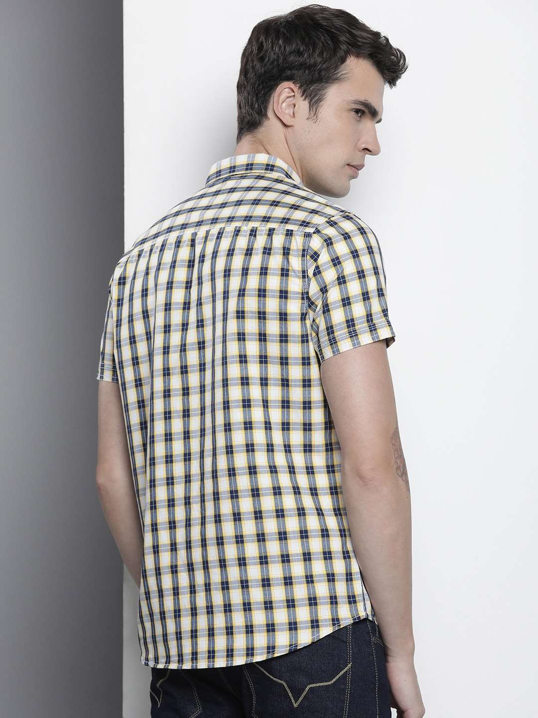 Shop Men Checked Shirt Online.