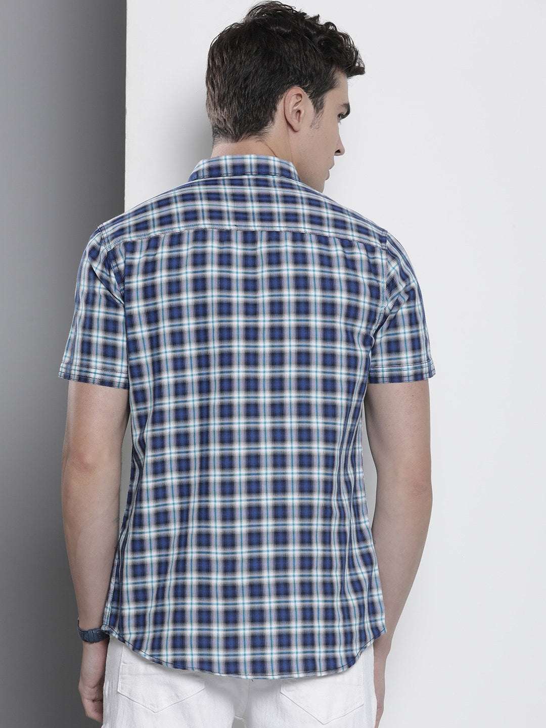 Shop Men Checked Shirt Online.