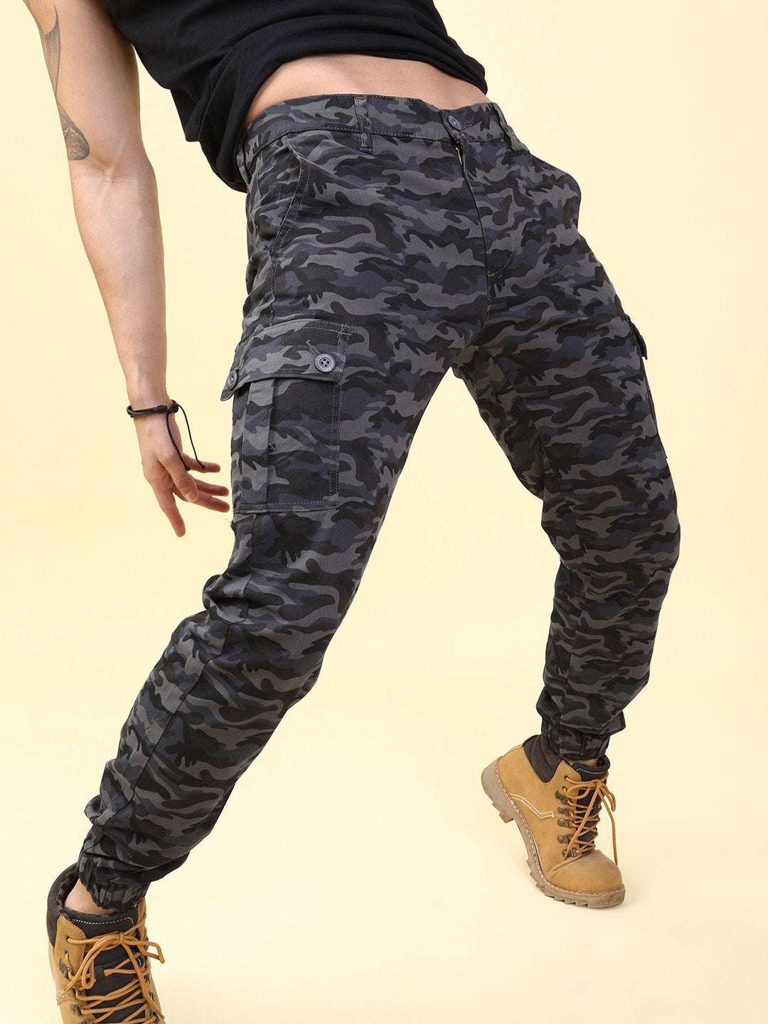 Shop Men Printed Trouser Online.