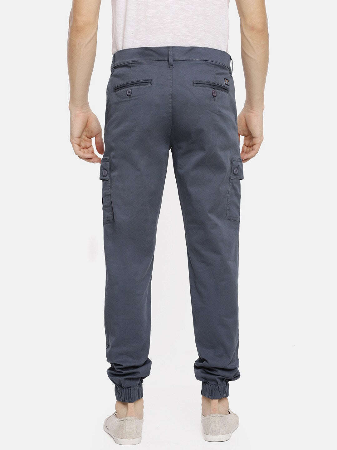 Shop Men Casual Cuffed Cargo Pant Online.