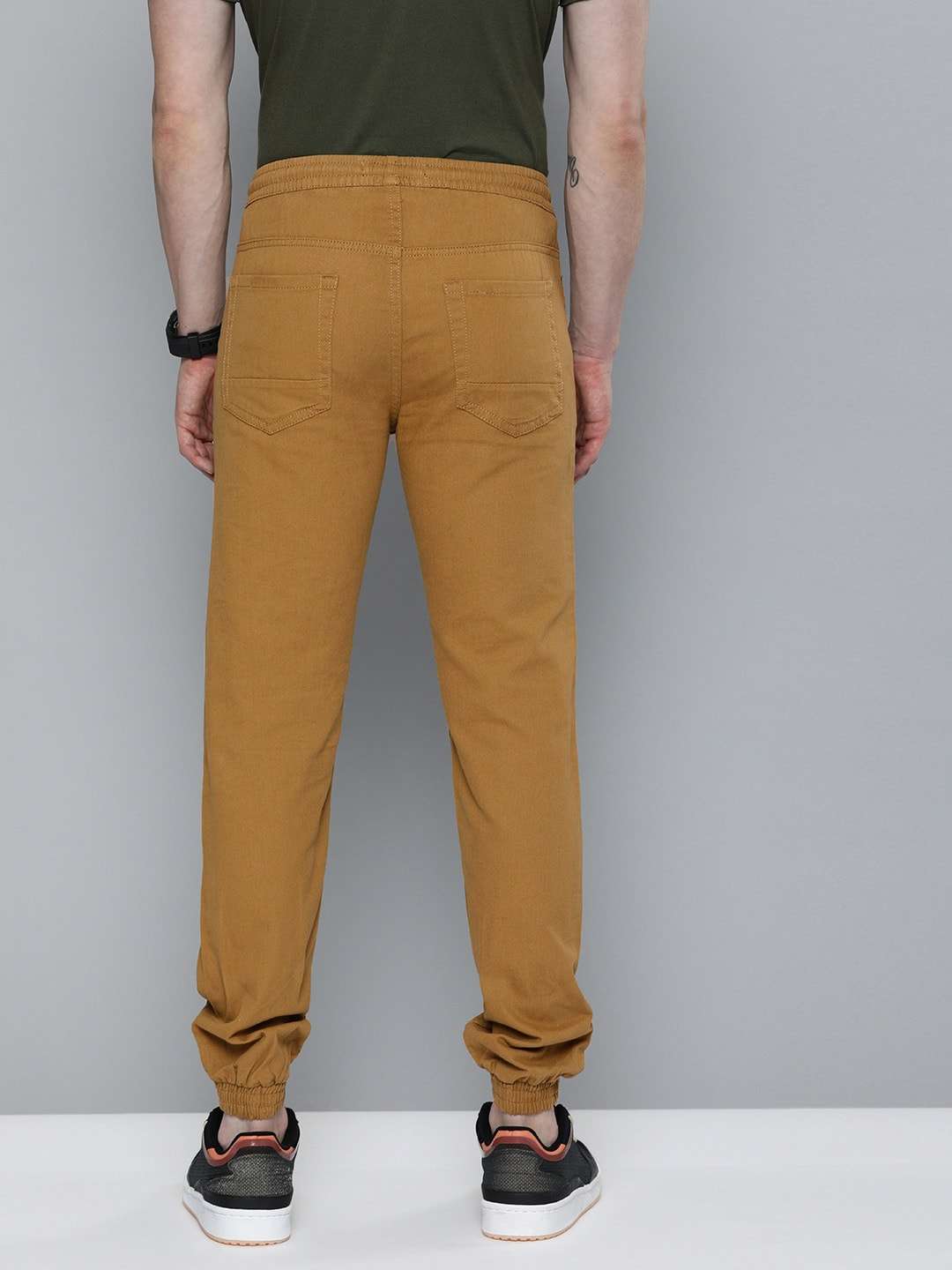 Shop Men 5 Pocket Jogger Online.