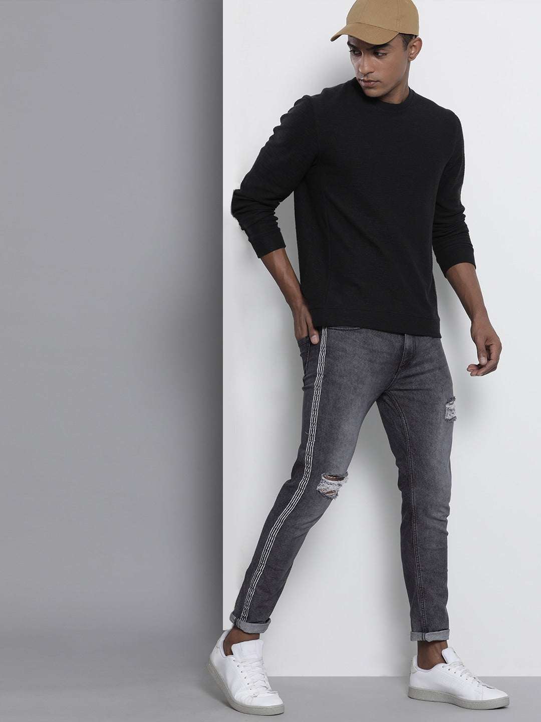 Shop Men Slim Fit Jeans Online.