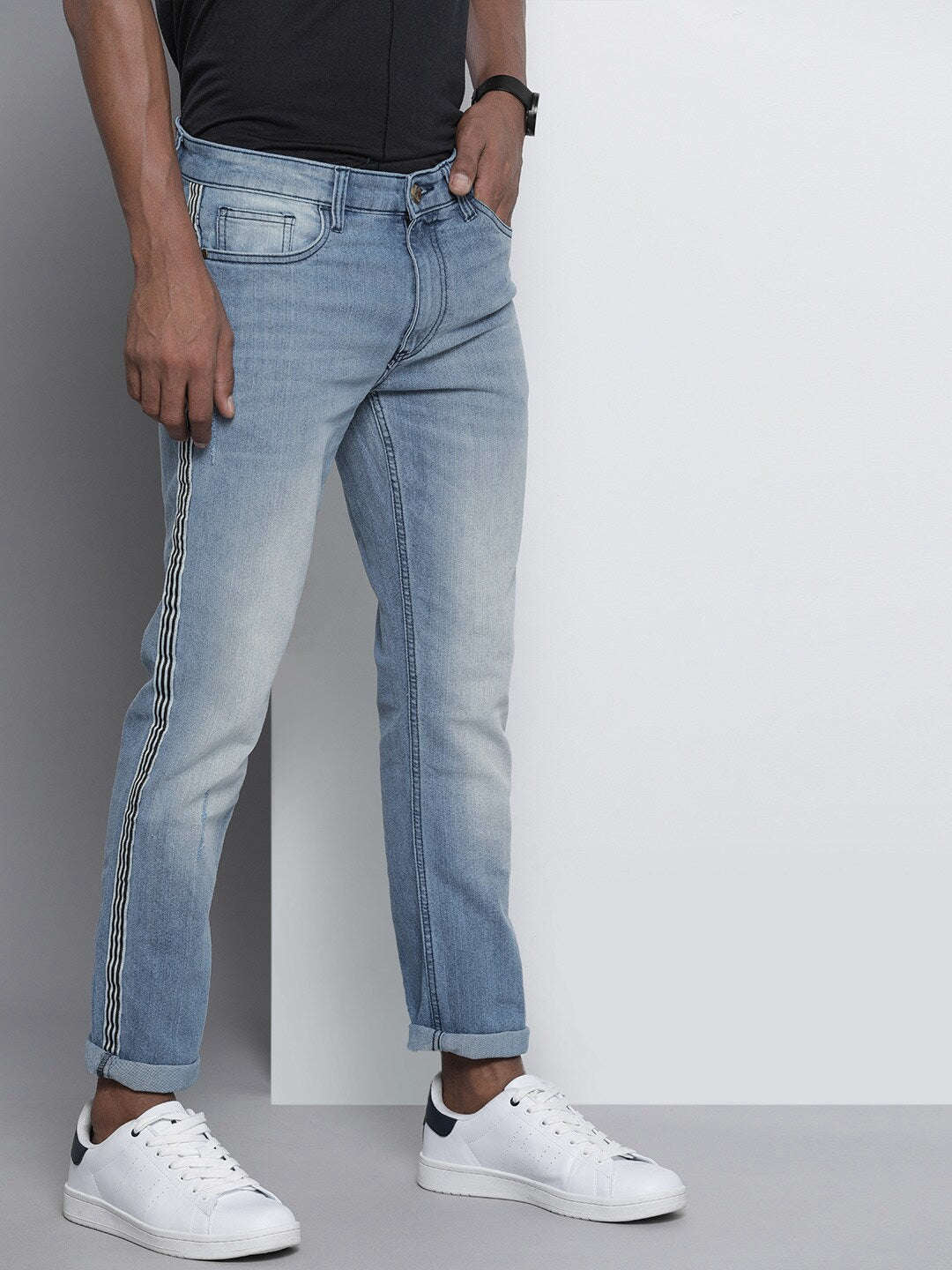 Shop Men Slim Fit Jeans Online.