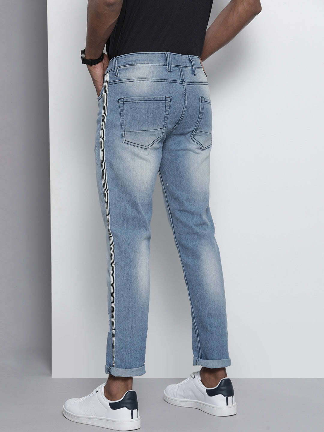 Shop Men Slim Fit Jeans Online.