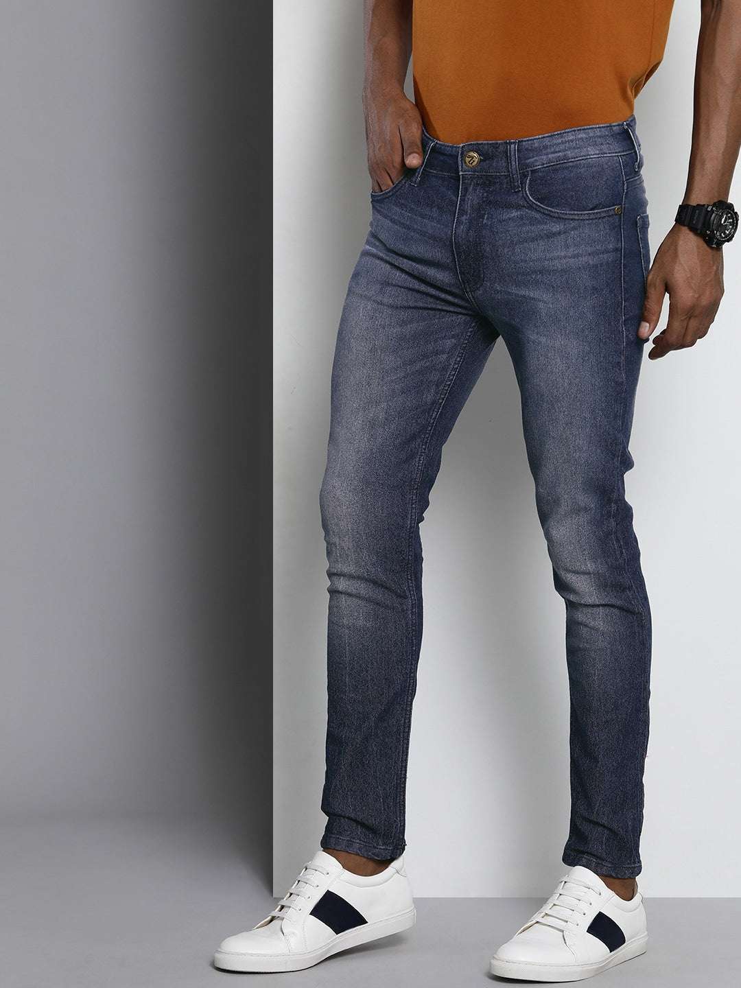 Shop Men Slim Fit Jeans Online.