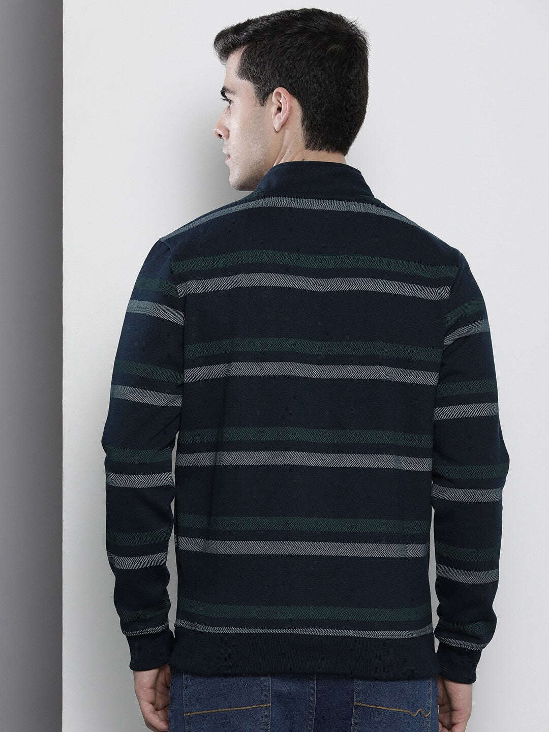 Shop Men's Striped Regular Fit Sweatshirt Online.