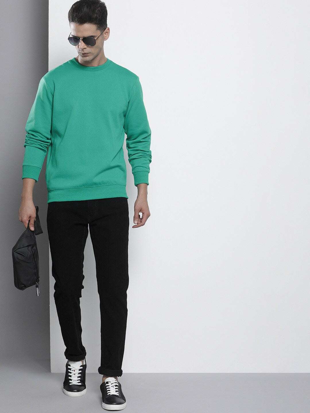 Shop Men's Solid Regular Fit Sweatshirt Online.