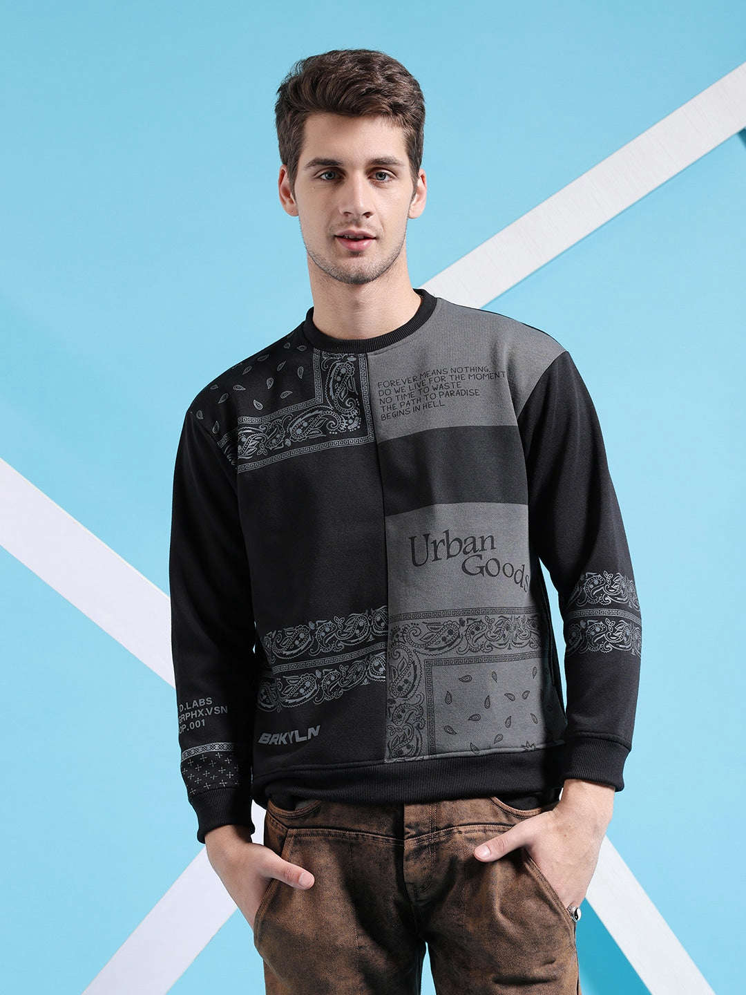 Shop Men's Printed Relaxed Fit Sweatshirt Online.