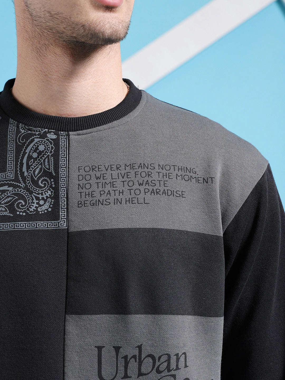 Shop Men's Printed Relaxed Fit Sweatshirt Online.