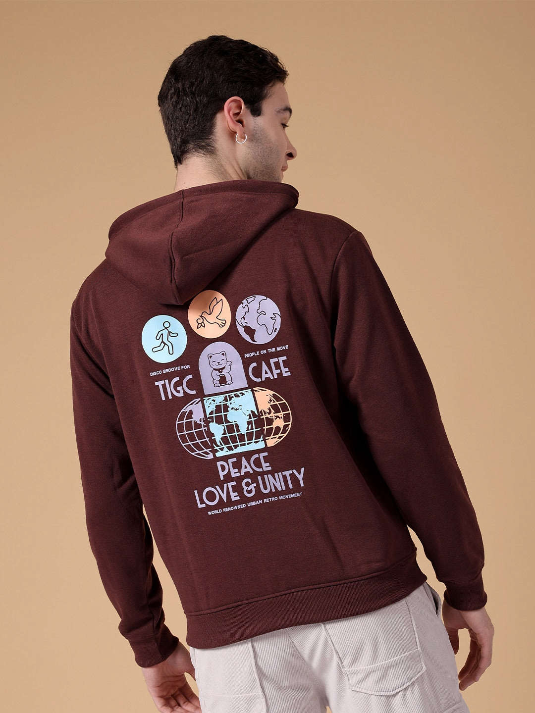 Shop Men's Back Printed Regular Fit Sweatshirt Online.