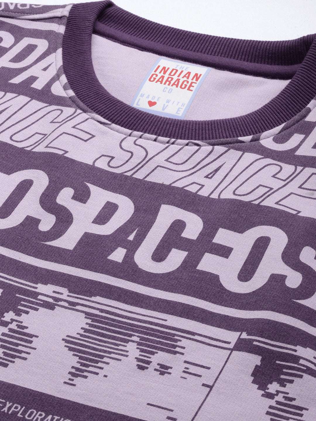 Shop Men's Printed Regular Fit Sweatshirt Online.