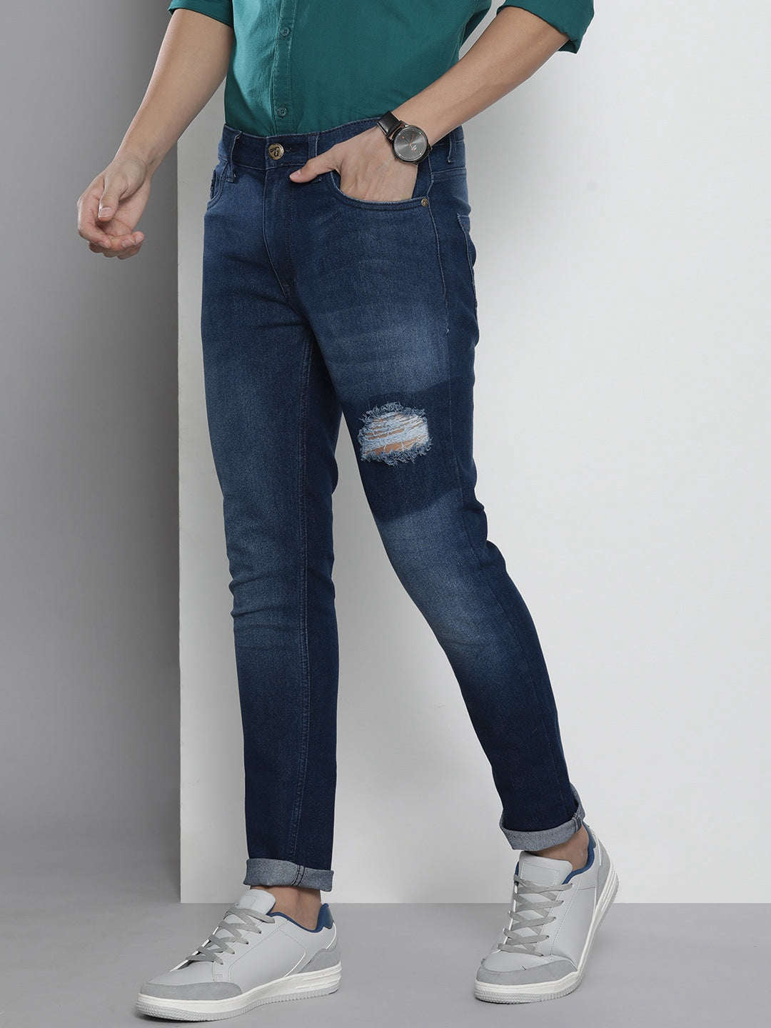 Shop Men Regular Fit Jeans Online.