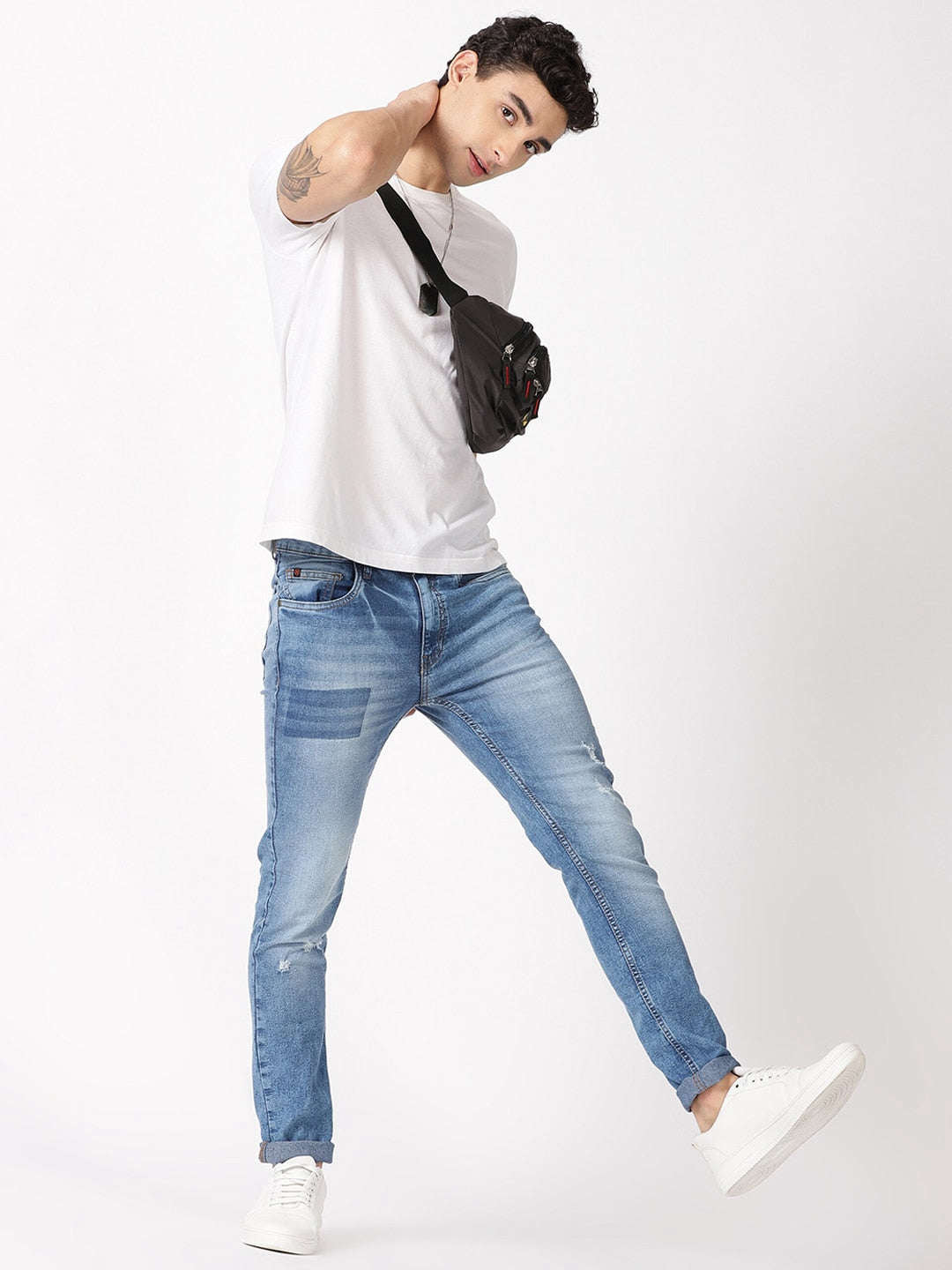 Shop Men Distressed Denim Jeans Online.