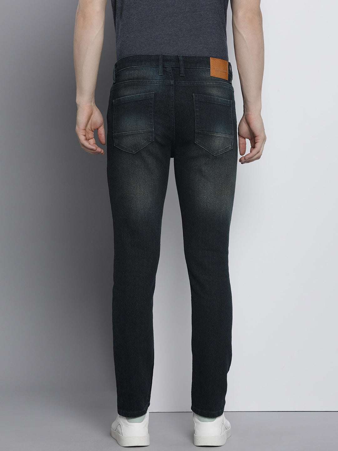 Shop Men Slim Fit Jeans Online.