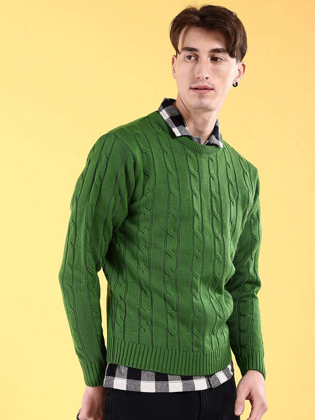 Shop Men's Knitted Regular Fit Sweater Online.