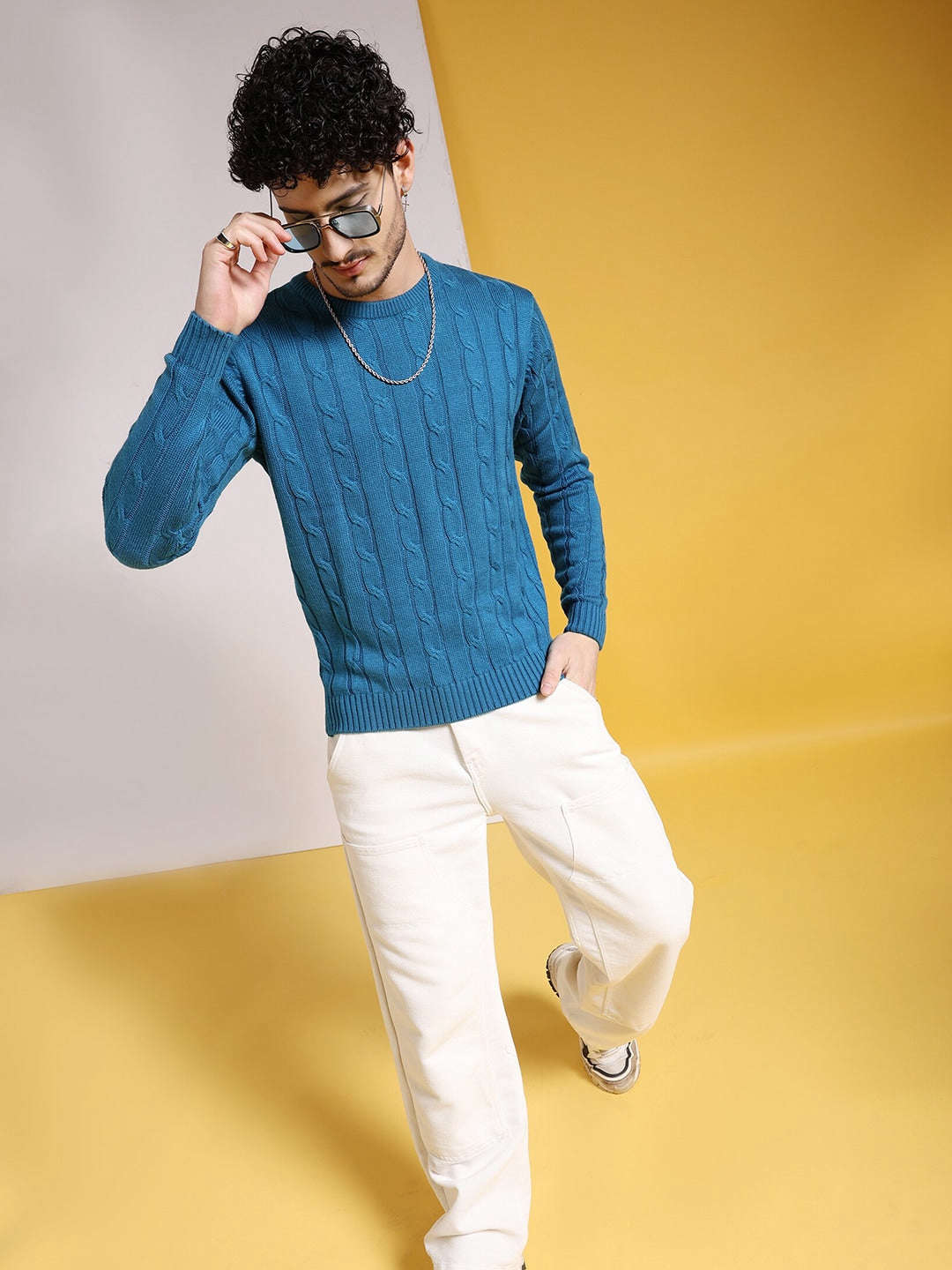 Shop Men's Knitted Regular Fit Sweater Online.