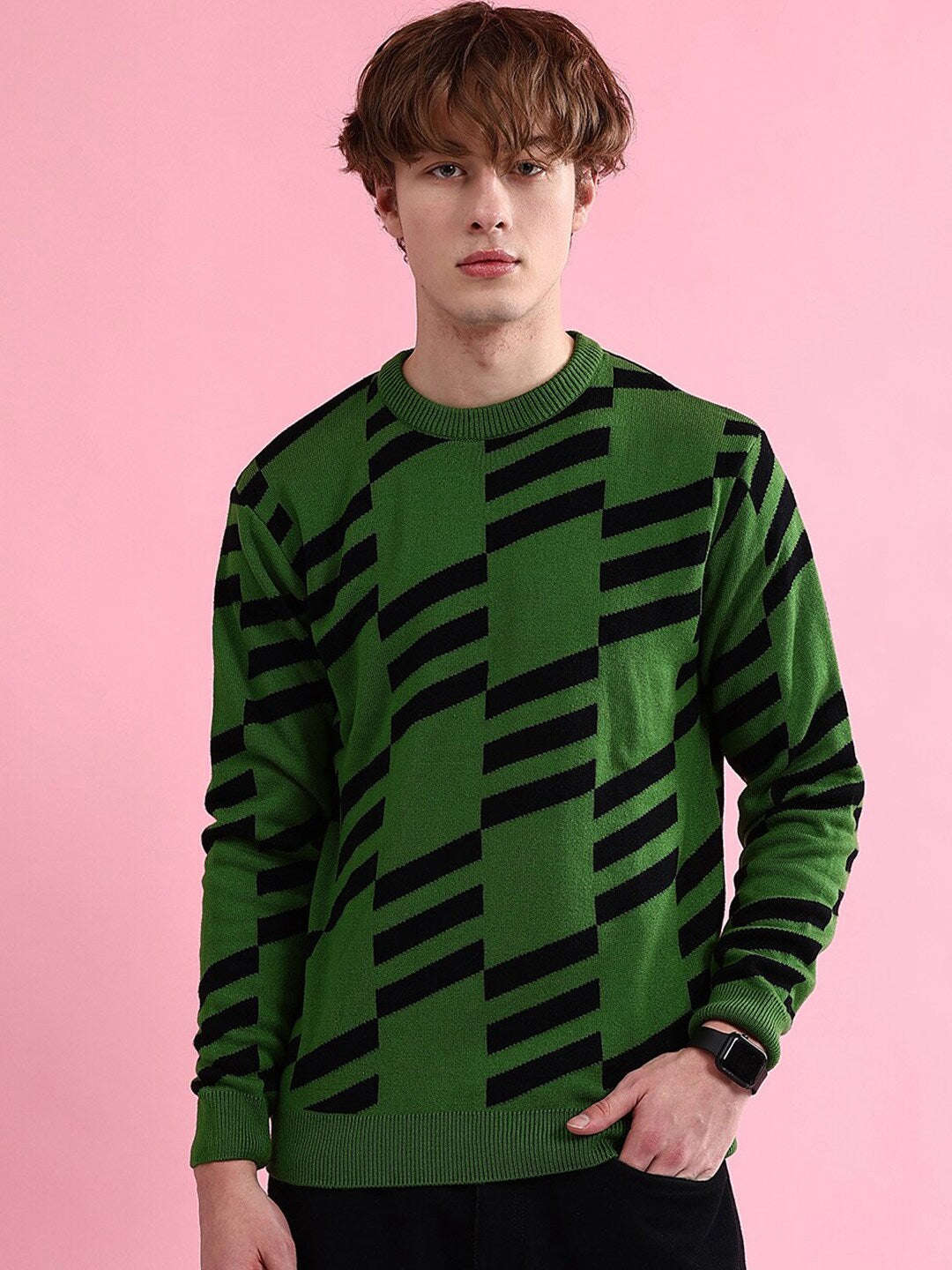 Shop Men's Printed Regular Fit Sweater Online.