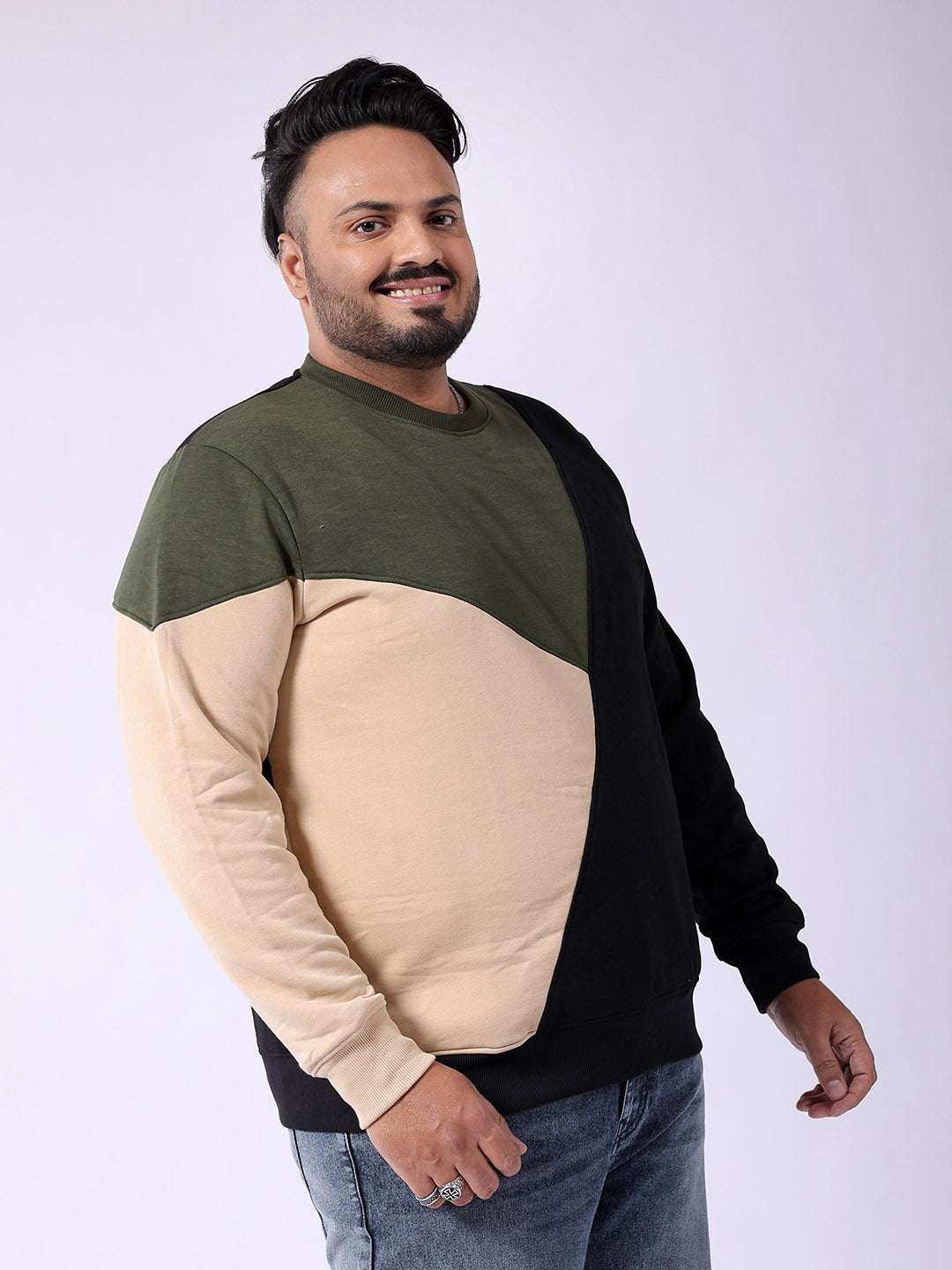 Shop Men's Colourblocked Plus Size Sweatshirt Online.