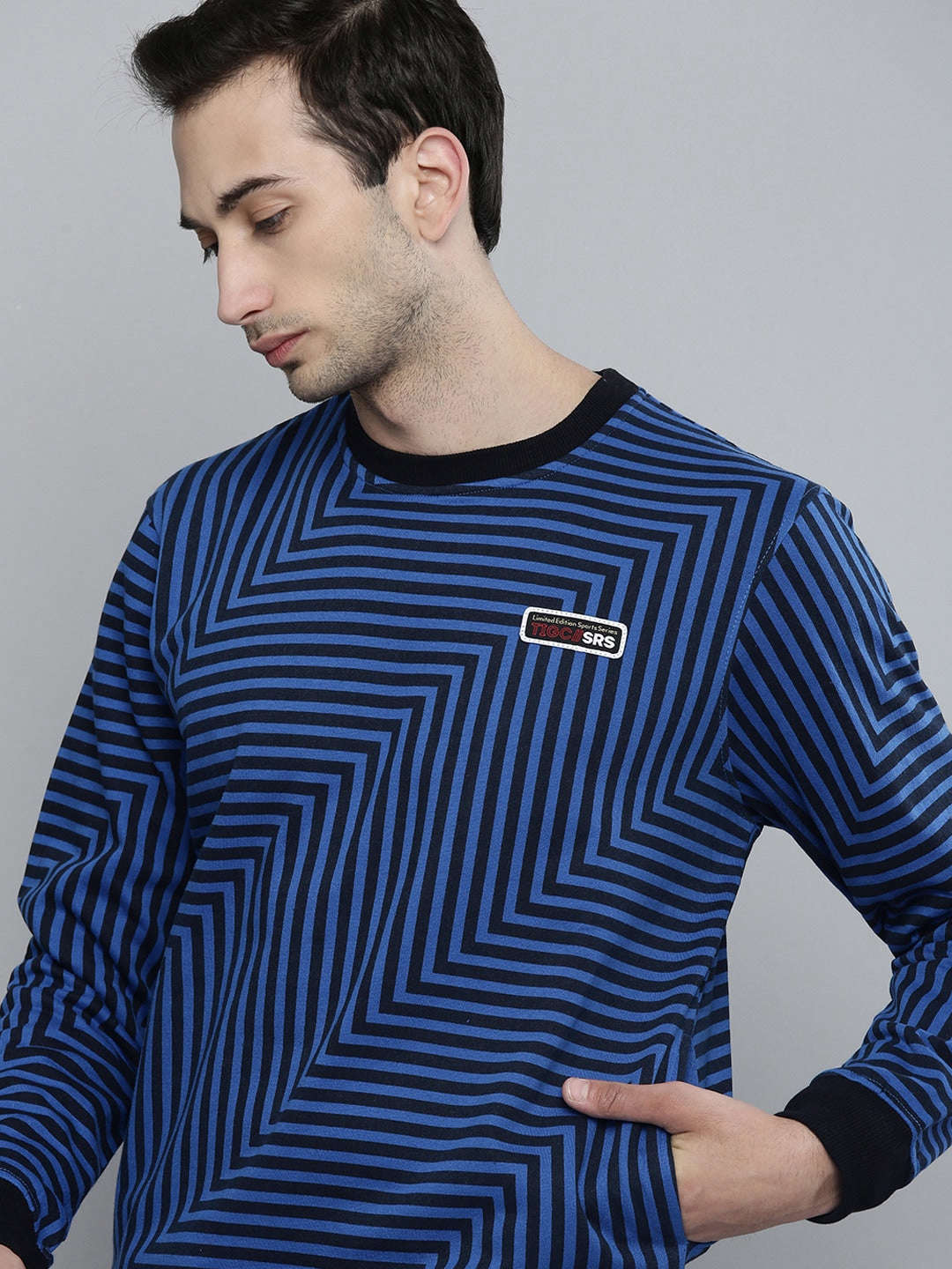 Shop Men's Striped Regular Fit Sweatshirt Online.