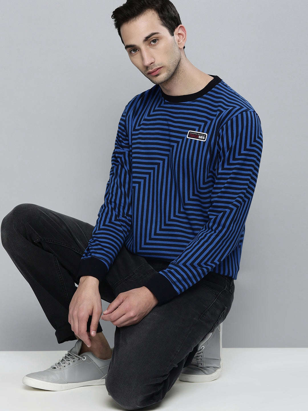 Shop Men's Striped Regular Fit Sweatshirt Online.