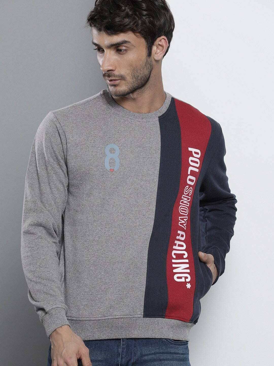 Shop Men's Colourblocked Regular Fit Sweatshirt Online.