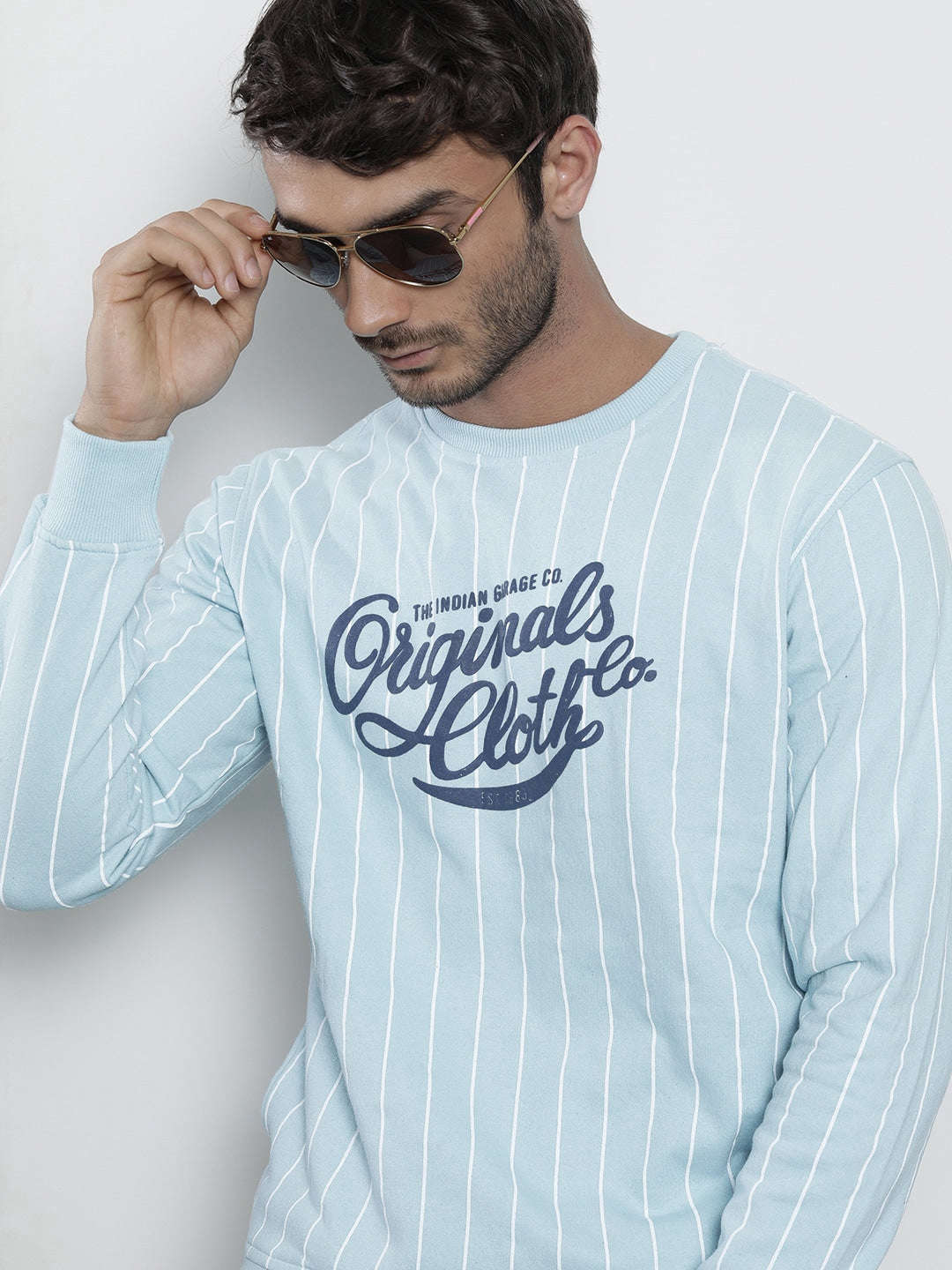 Shop Men's Striped Regular Fit Sweatshirt Online.