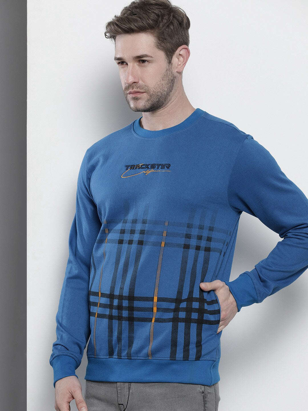 Shop Men's Checked Regular Fit Sweatshirt Online.