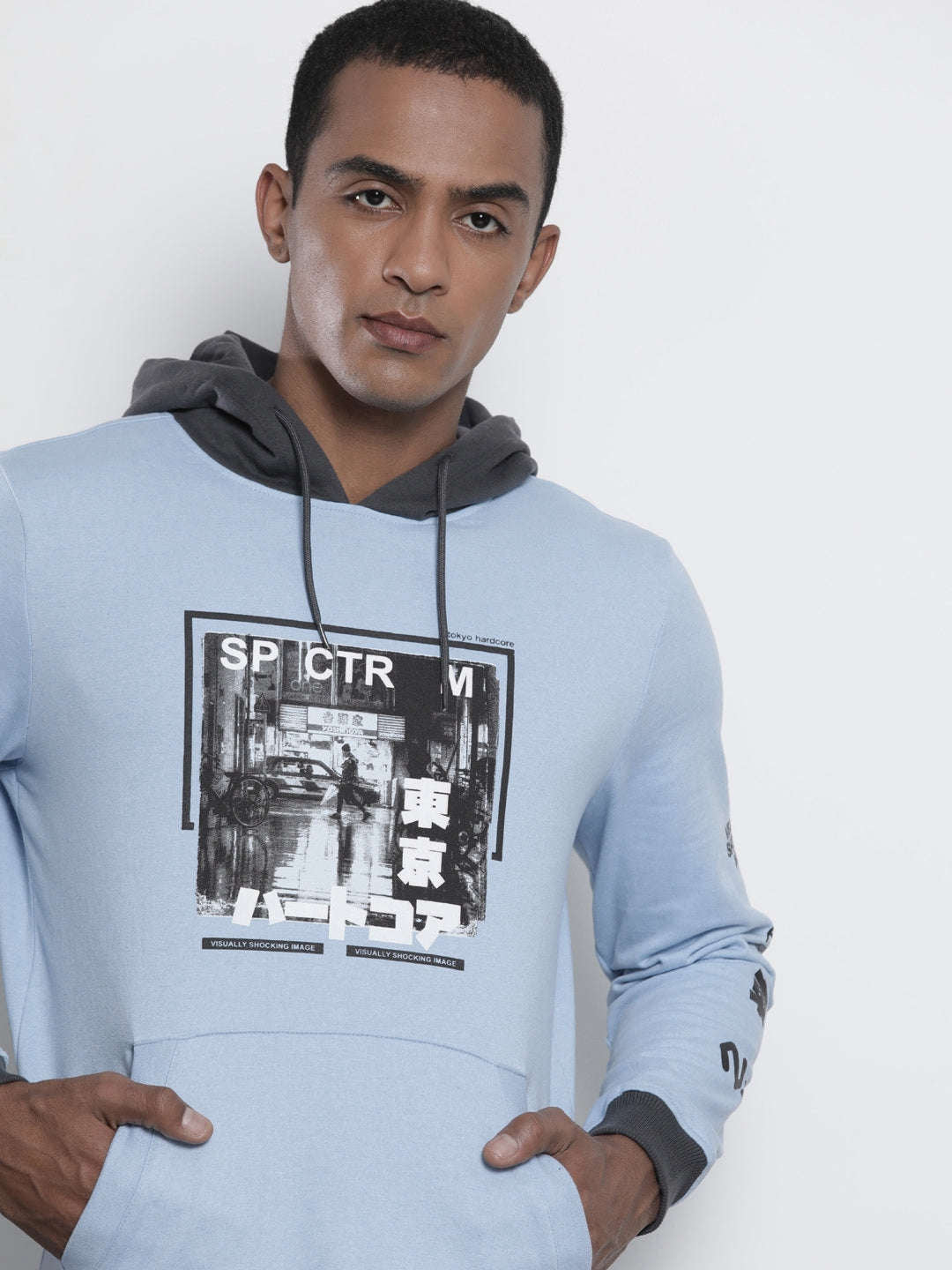 Shop Men's Printed Regular Fit Sweatshirt Online.