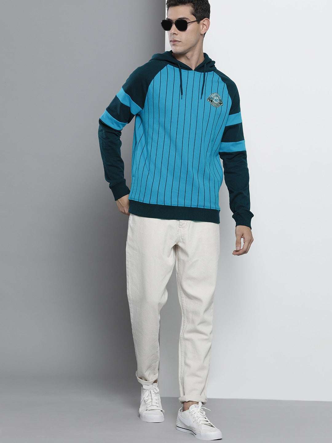 Shop Men's Striped Regular Fit Sweatshirt Online.