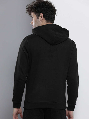 Shop Men's Typographic Printed Regular Fit Sweatshirt Online.