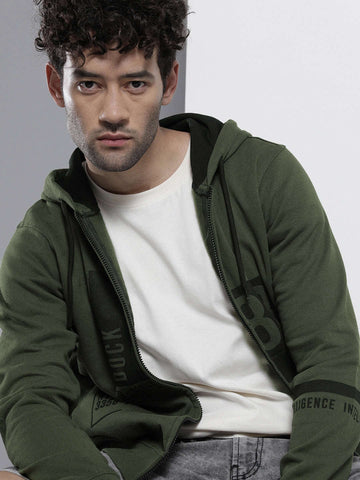 Shop Men's Printed Regular Fit Sweatshirt Online.