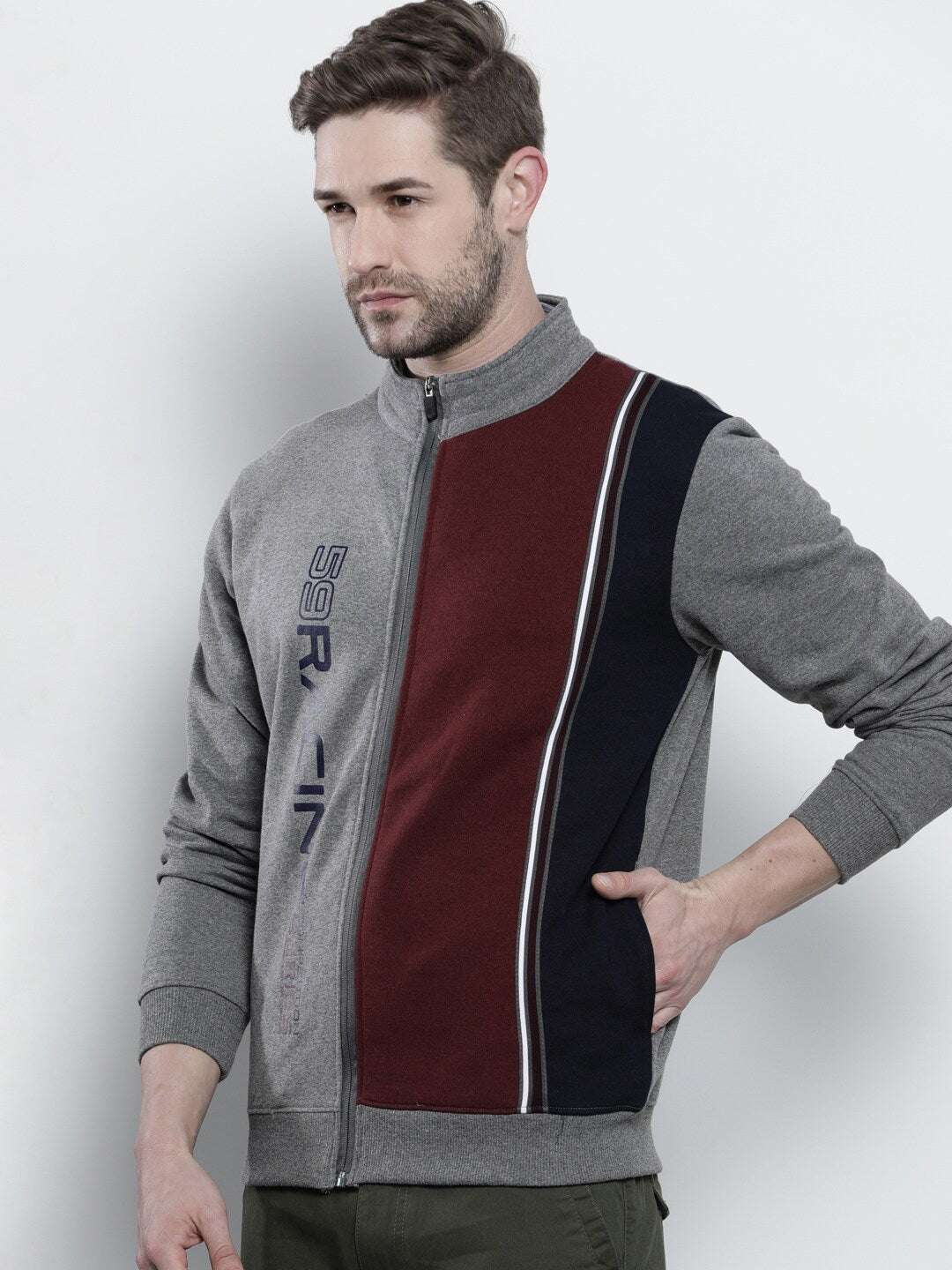 Shop Men's Colourblocked Regular Fit Sweatshirt Online.