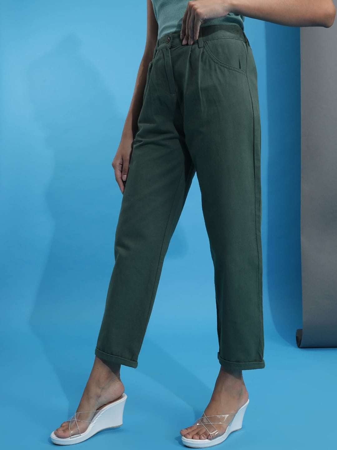 Shop Women Pleated Trouser Online.