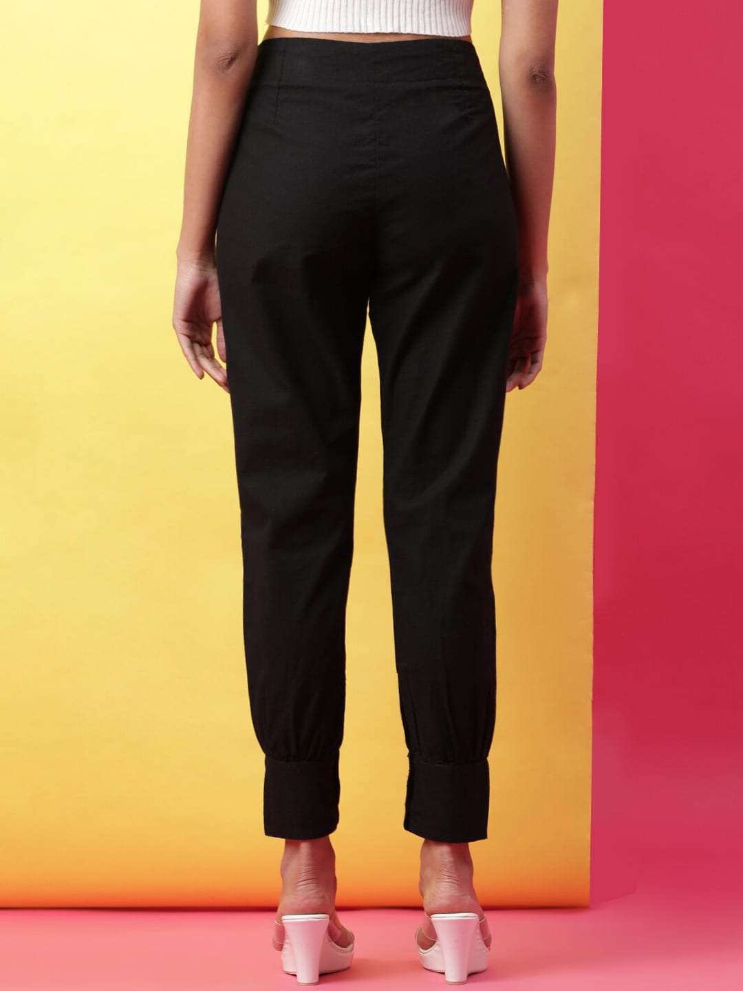 Shop Women High Waist Pleated Pant Online.